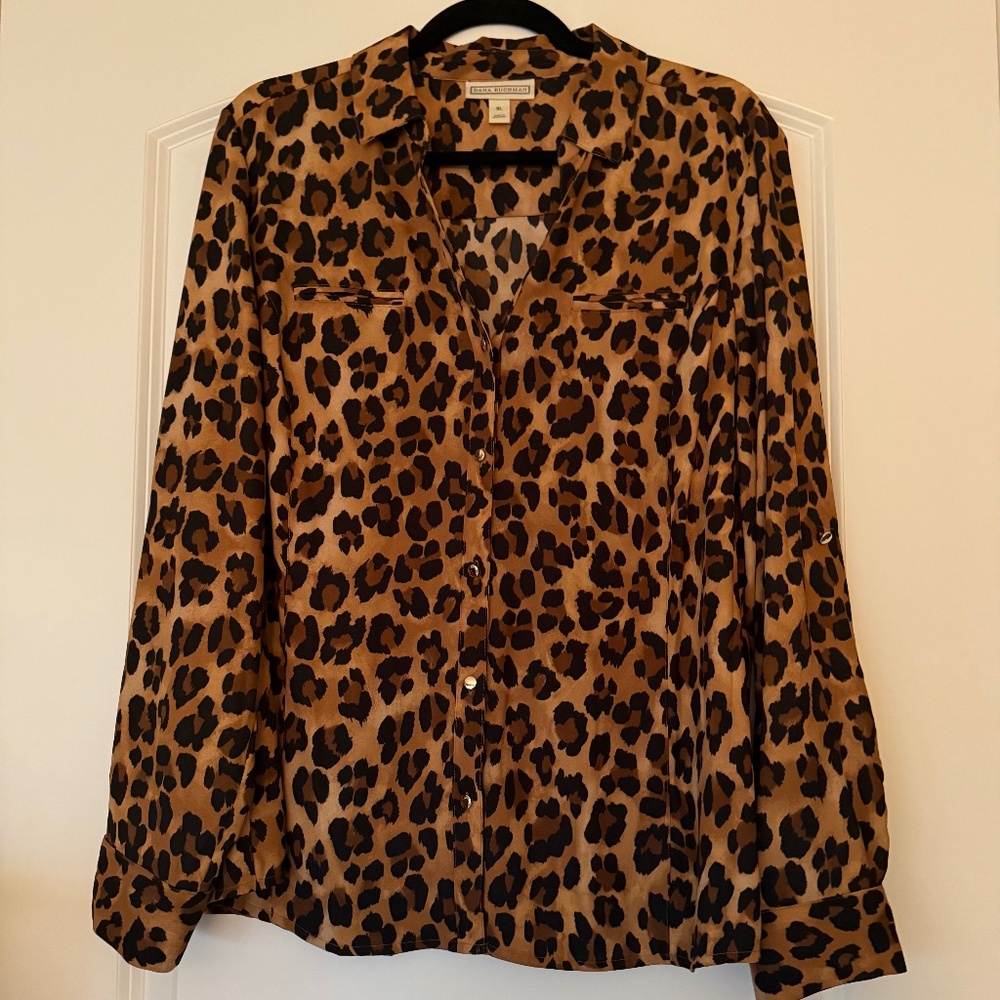 Dana Buchman Leopard Blouse!